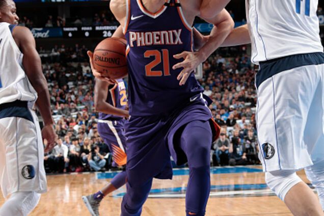 Игрок сборной Украины провел фантастический матч, вырвав победу для своей команды в НБА: видеофакт