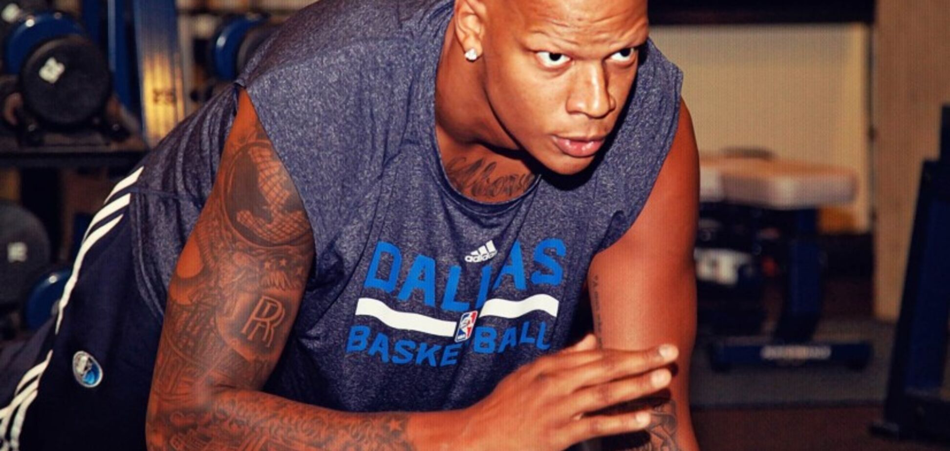 Відомий американський баскетболіст піддався 'жахливому' пограбуванню: фотофакт