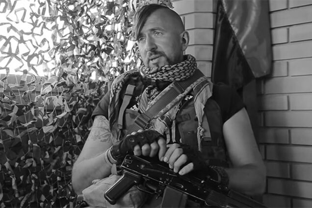 Він полишив своє зіркове життя і пішов добровольцем на фронт