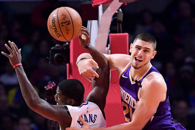 Баскетболіст збірної України покуражився в Лос-Анджелесі