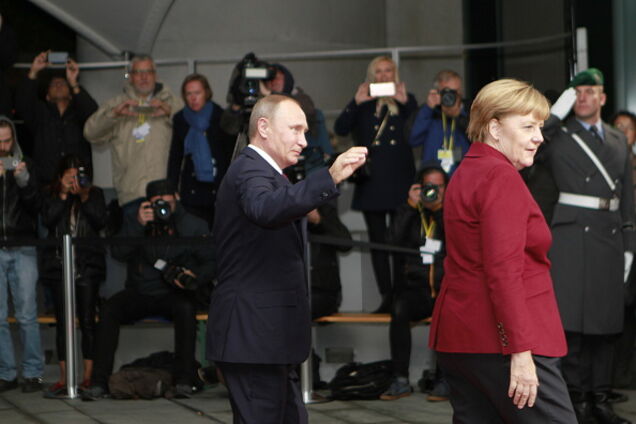 Долгосрочный мир? Путин и Меркель провели важные переговоры по Донбассу