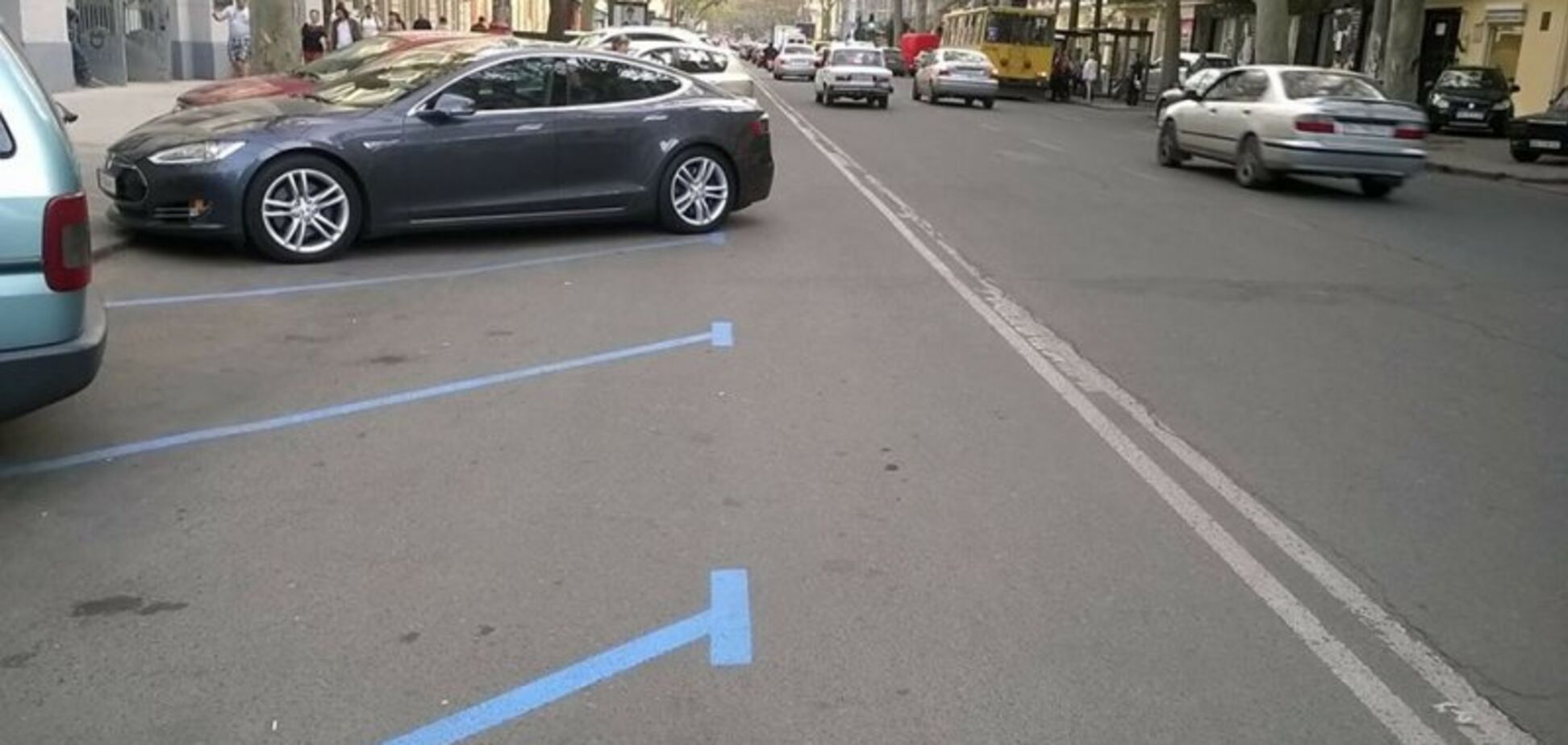 Новые штрафы за неуплату парковки: как оплачивать парко-место законно