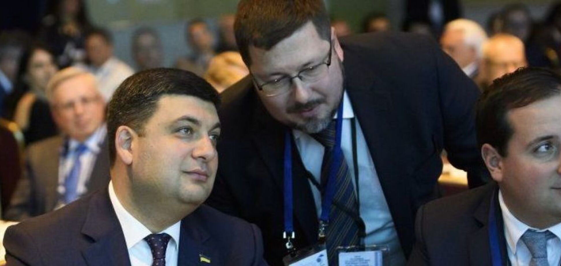 Шпионский скандал в Кабмине: Гройсман рассказал подробности о своем переводчике