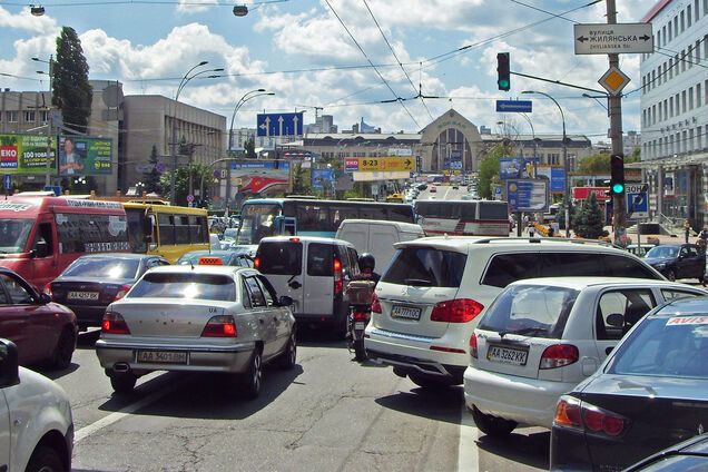 Стоп, автохамство: як в Україні вирішили боротися з героями парковок