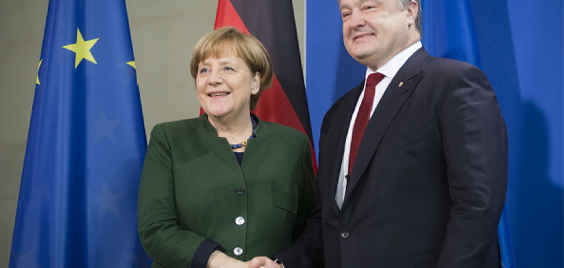 Антикоррупционный суд: Меркель поприветствовала решение Порошенко