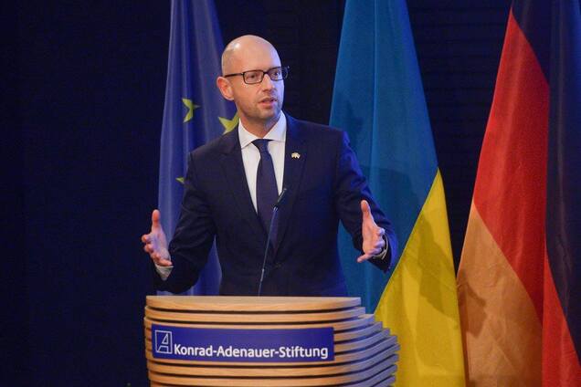 'Воював у Чечні та винищував росіян': у чому Москва звинувачує Яценюка