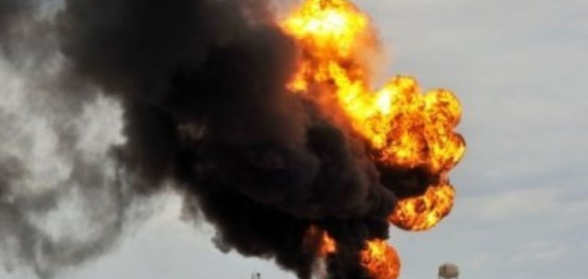 У Лівії підірвали важливий нафтопровід: ціна на сировину підскочила