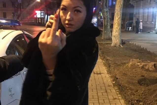 Епопея з п'яною підлеглою мера Одеси: свідок розповів деталі погоні і бійки