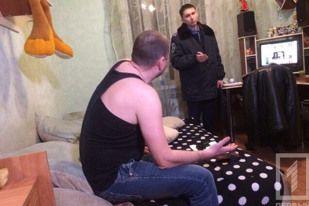 Випив і взяв дітей: депутат постріляв із балкона у Кривому Розі