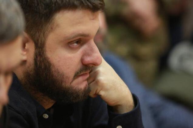 Син Авакова