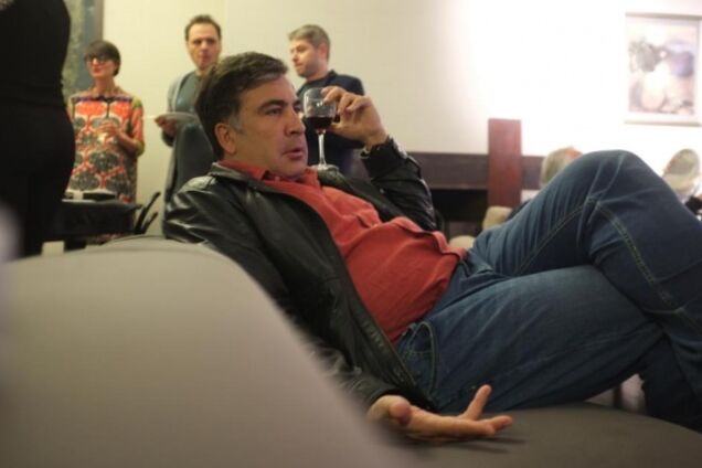 Саакашвили в аэропрту