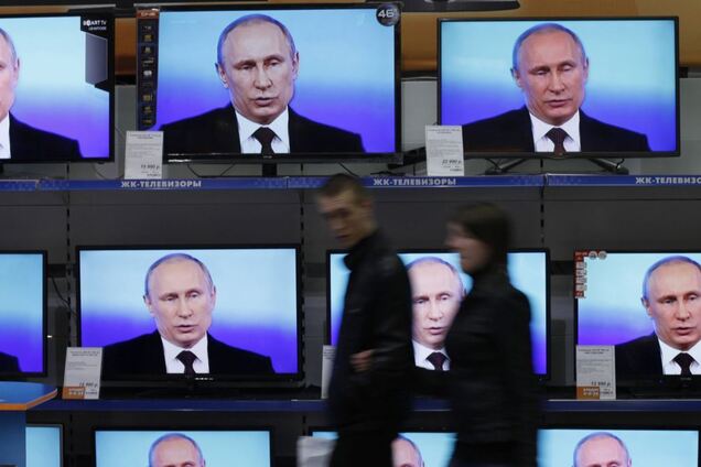 'Нелюбимая жена': блогер раскрыл секрет устойчивости Путина