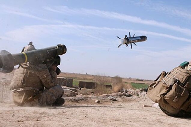 Дабы не дразнить Россию, а то Путин нападет