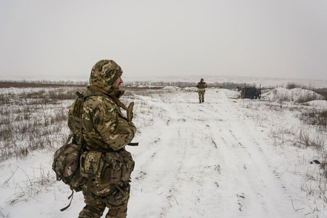'Парням нужно знать, что мы помним': украинка поразила сеть постом об АТОшниках