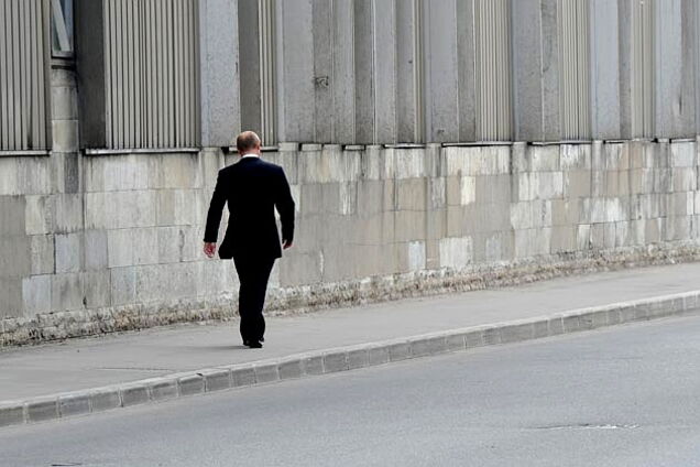 Путин: ухожу, но вы держитесь