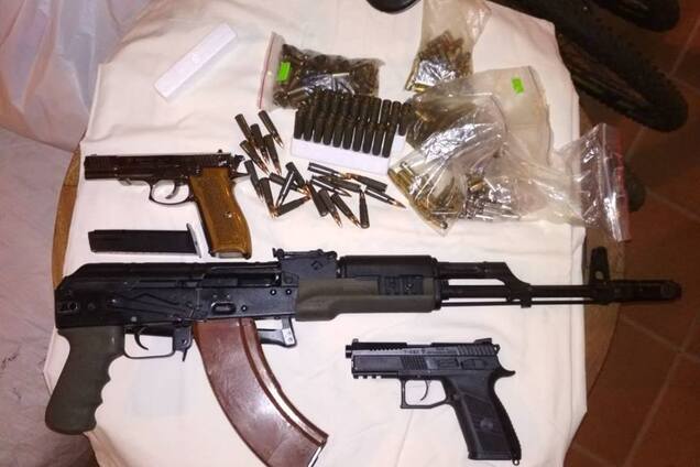 У Києві влаштували масштабну облаву на 'видатних злодіїв у законі'