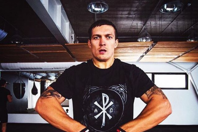 Усик вразив непереможного російського боксера перед чемпіонським боєм з Бріедісом