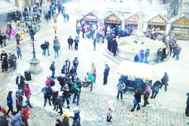 Крадіжка століття: у Львові жінку піймали на 'новорічному' злодійстві