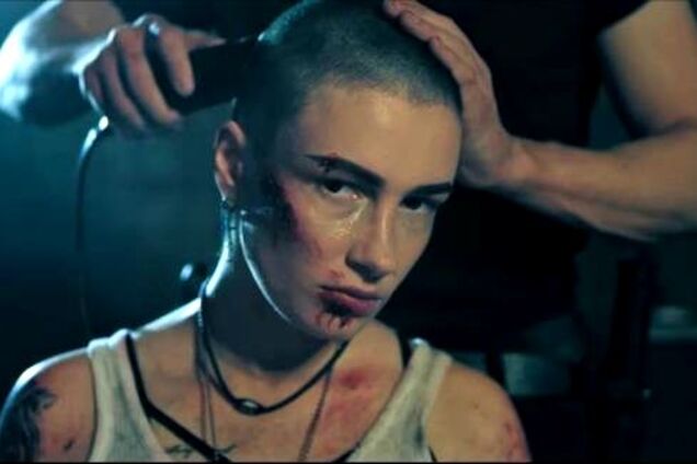 Українська співачка, яка поголилась налисо, здивувала кардинально новим іміджем