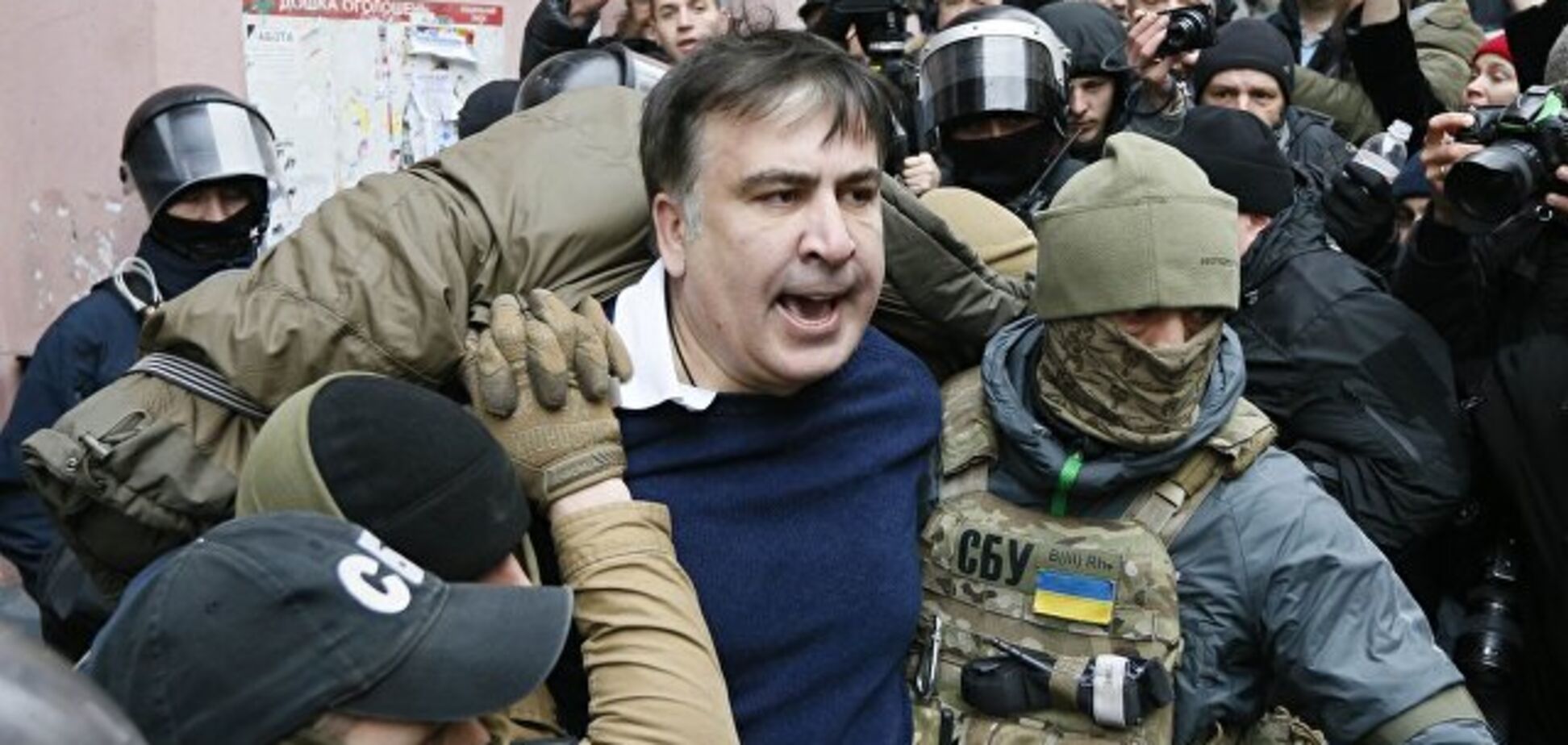 Саакашвілі єдиний, кому Курченко давав гроші?