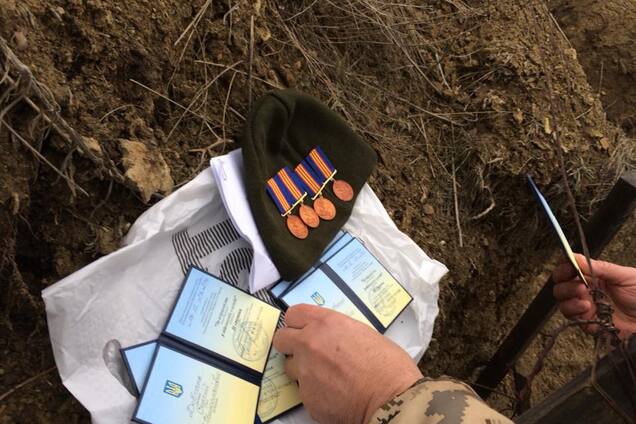 А скільки ж справжніх героїв так і не отримали своїх заслужених нагород?