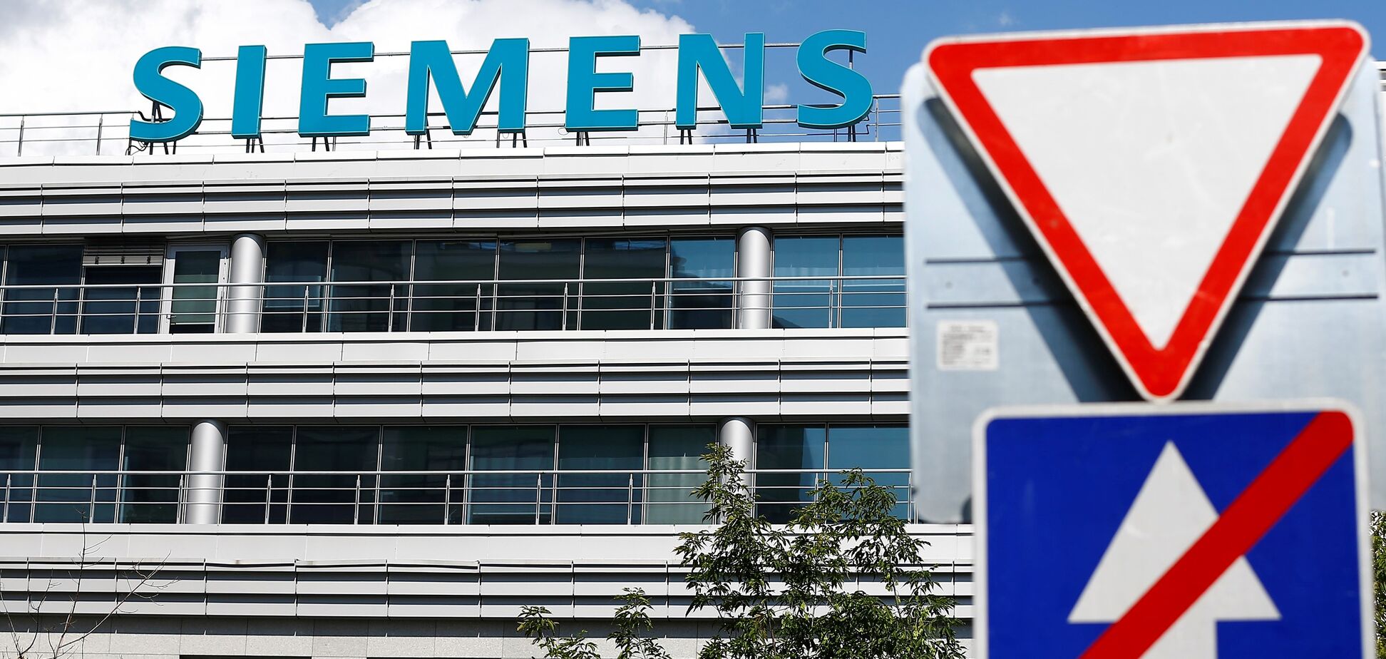 Скандал із Siemens у Криму: корпорація потрапила в російську пастку