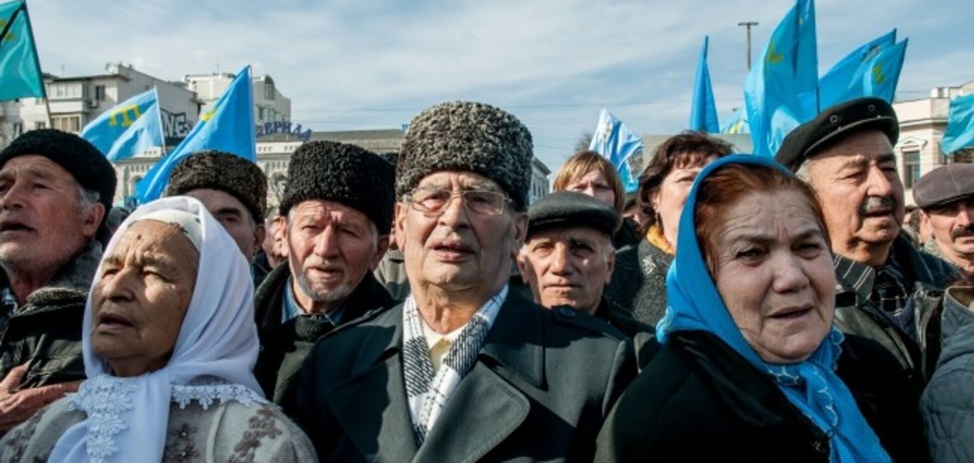 Порошенко анонсував важливі для кримських татар зміни до Конституції