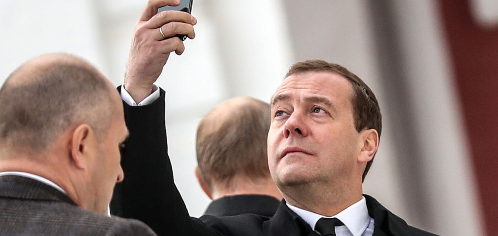 Какой же все-таки мощный человек Дмитрий Медведев!