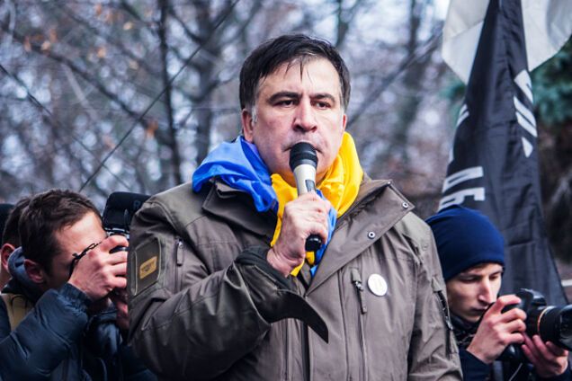 Саакашвили объявили в розыск по трем статьям