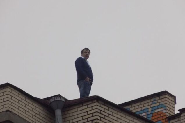 Саакашвили на крыше