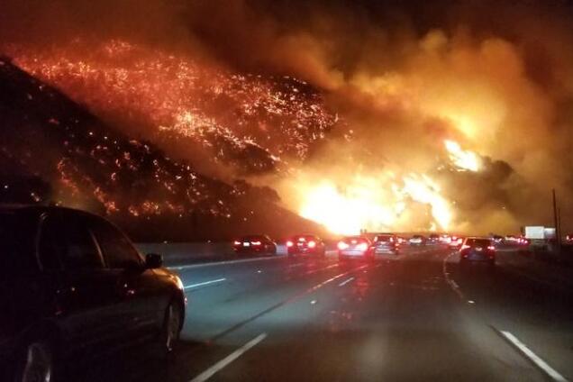 'Як Мордор!' З'явилося апокаліптичне відео страшних пожеж в Каліфорнії