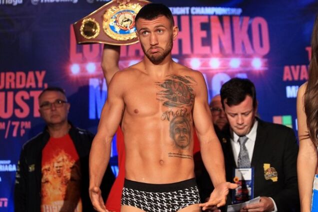 Ломаченко виграв зважування напередодні чемпіонського бою з Рігондо: з'явилося відео