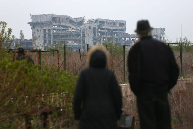 Автор 'Аэропорта' обвинил сценариста фильма 'Киборги' в плагиате: в сети скандал