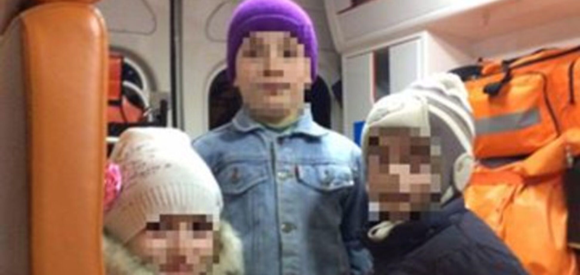 В Виннице родители оставили детей мерзнуть на улице