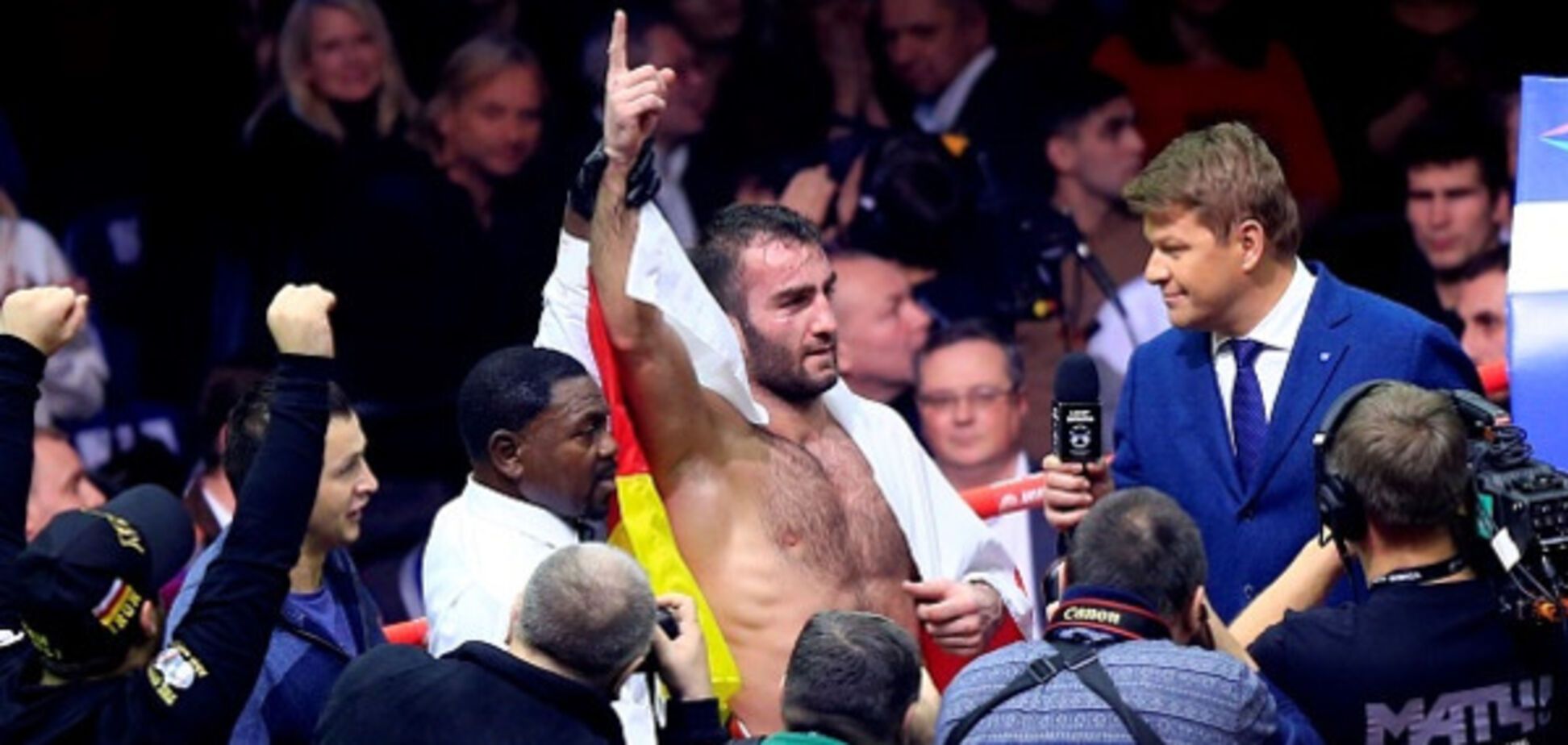 Російський чемпіон світу не битиметься з непереможним українським боксером: названа безглузда причина відмови від бою