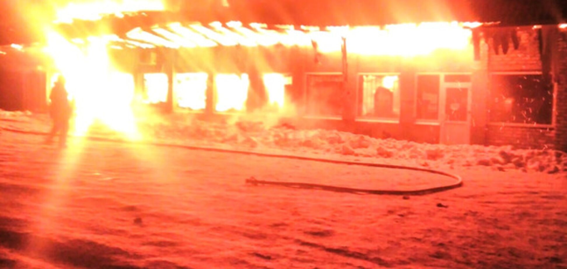 Пожарные Запорожья и области вместе с добровольцами тушили масштабный пожар (ФОТО)
