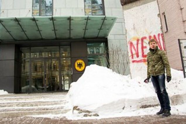 Песня о глистах и жо*олизе года