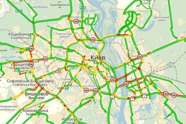 Масштабные пробки в Киеве: парализовано движение на пяти мостах