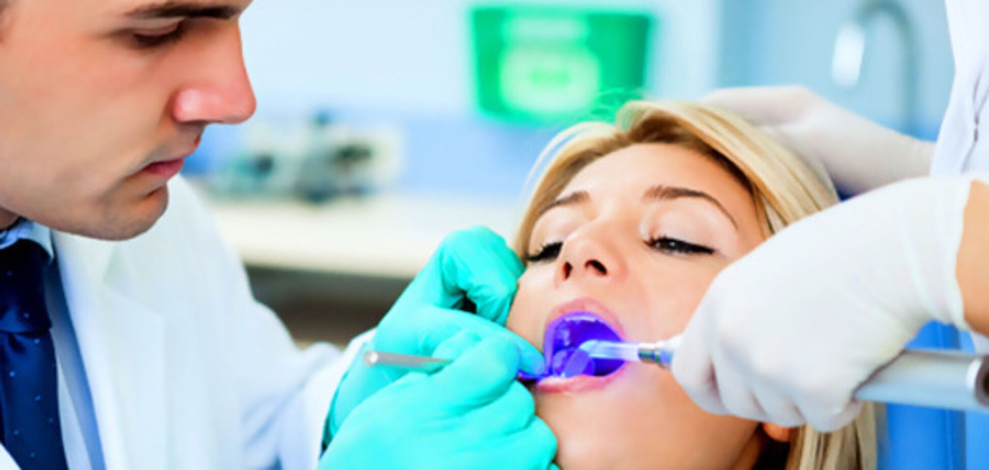 Операции имплантации зубов