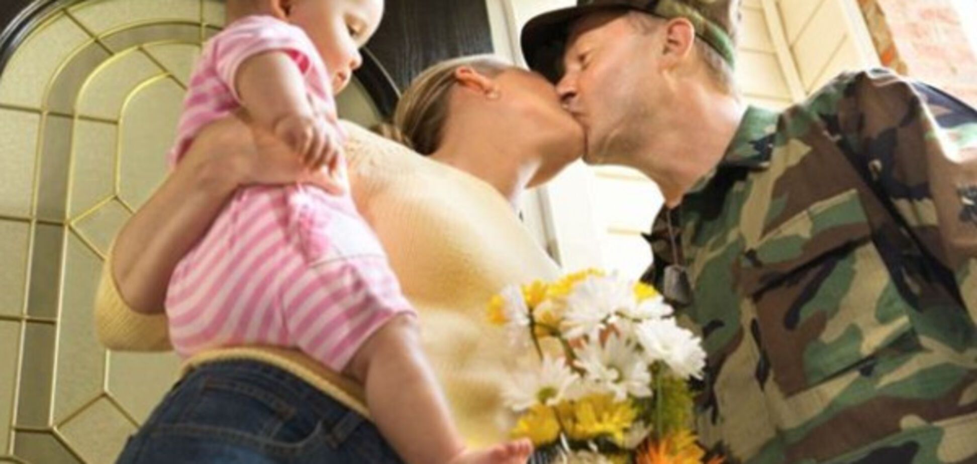 Як 'правильно' зустріти бійця, який повернувся з війни? І чому потрібен психолог?