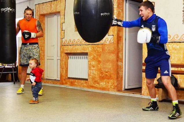 Усик Ломаченко