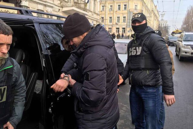 Пошел клев: Луценко похвастался задержанием еще одного крупного взяточника