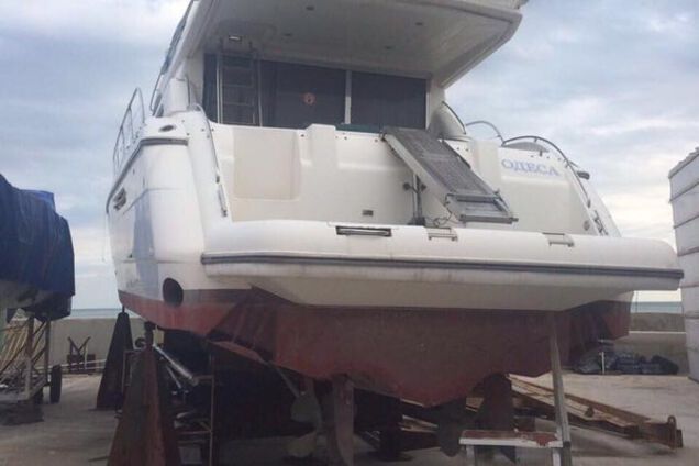 Яхта Государственной экологической инспекции