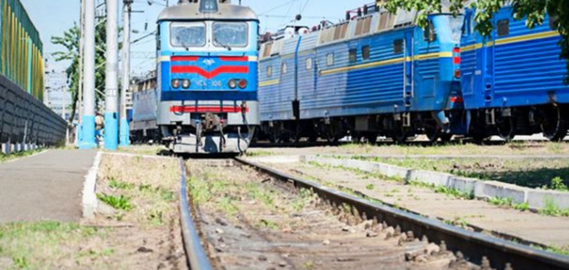 СМИ: в поезде застрелился военный