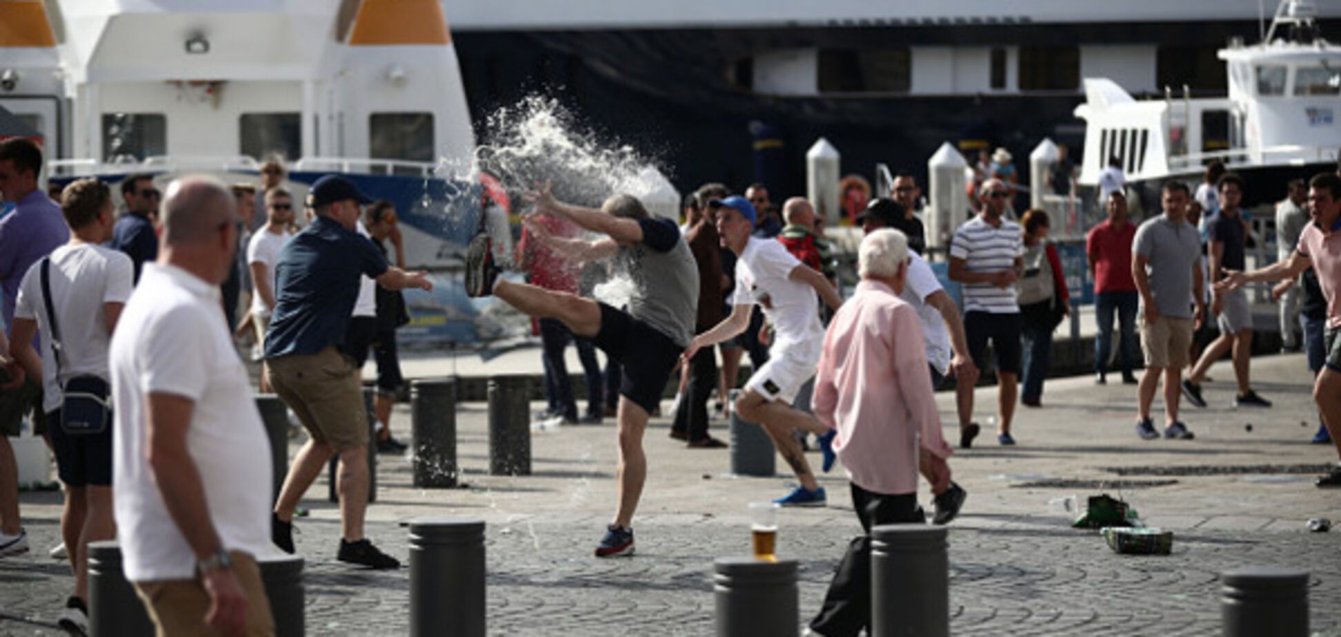 футбольные фанаты Евро-2016