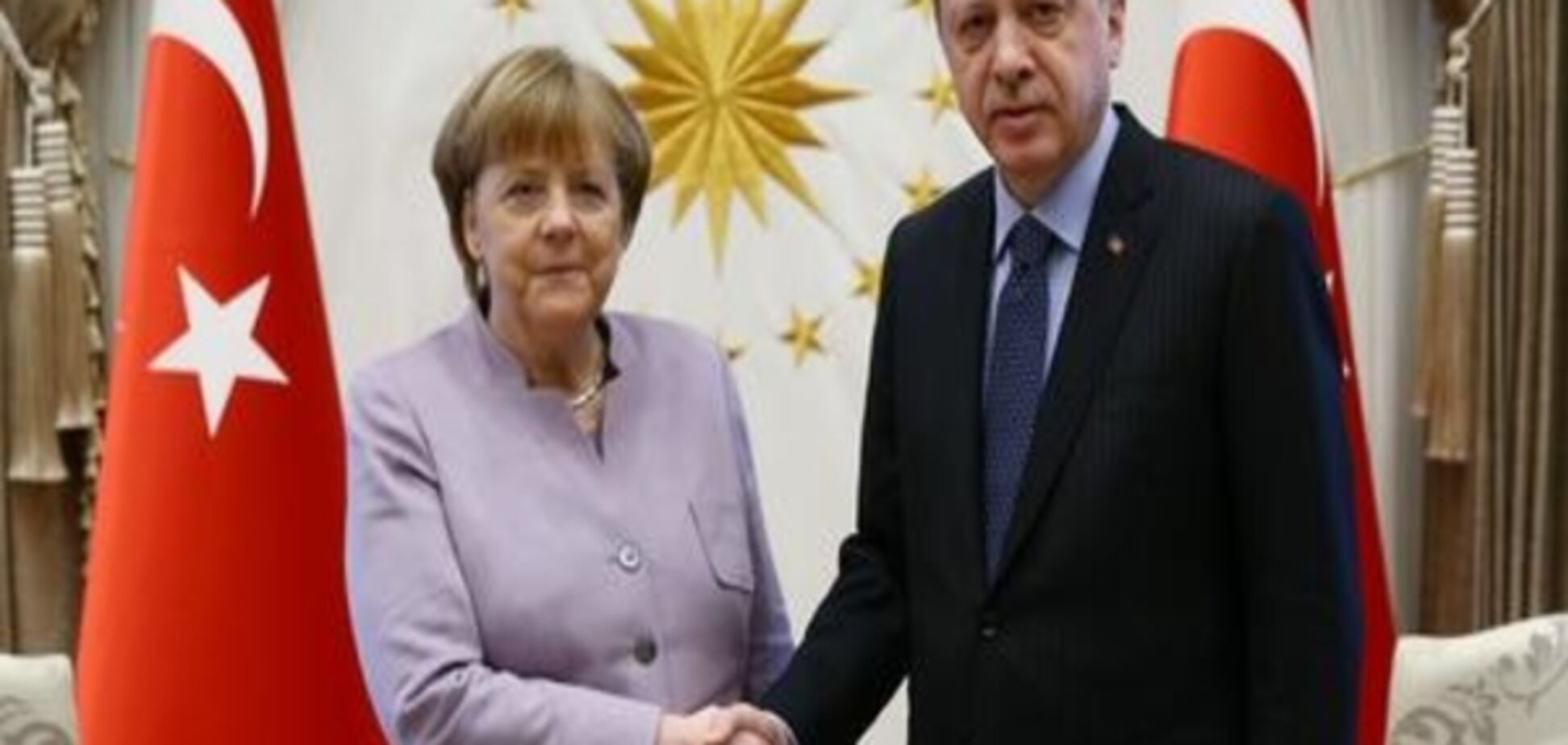 Меркель нагадала Ердоганові про свободу преси й демократичну роль опозиції