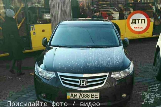 герой парковки