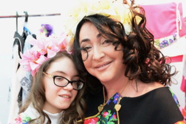 Лолита с дочерью Евой