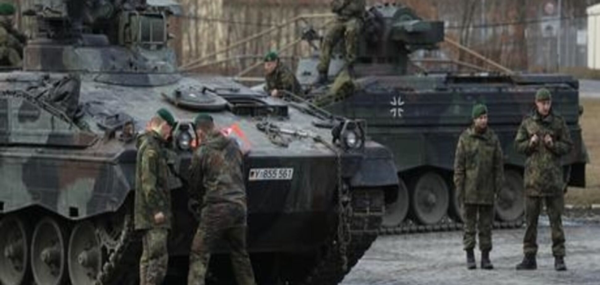 Німеччина відправила до Литви танки і БМП