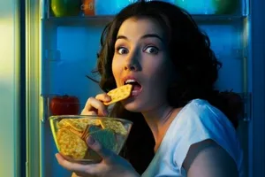 В бан: названы продукты, которые категорически запрещены на ночь